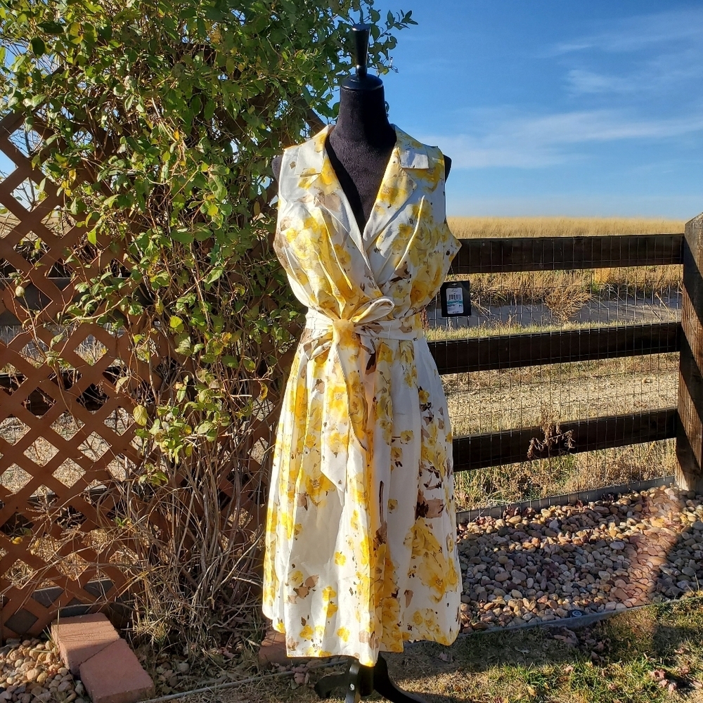 NWT JH Collectibles Yellow Floral Tie Waist Midi Dress Women's Size 16